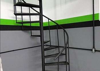 Corrimão de ferro para escada caracol Corrimão de ferro para escada caracol